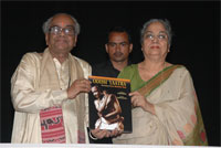Smt Gursharan Kaur,wife of our esteemed PM Dr.Manmohan Singh,releases book Odissi Yaatra-The Journey of Guru Mayadhar Raut